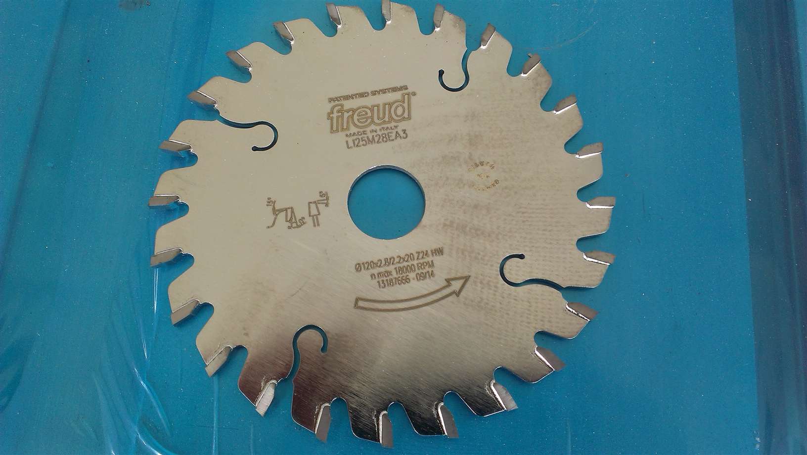 Saw blade